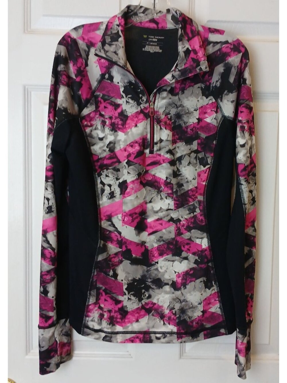 Tek Gear Drytek Womens Medium Long Sleeve1/4-Zip Top Pink/Black Abstract #D-36 - Picture 2 of 7